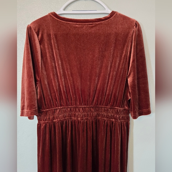 Baltic Born | NWOT Artemis Velvet Maxi Dress Size 1XL - Picture 8 of 11
